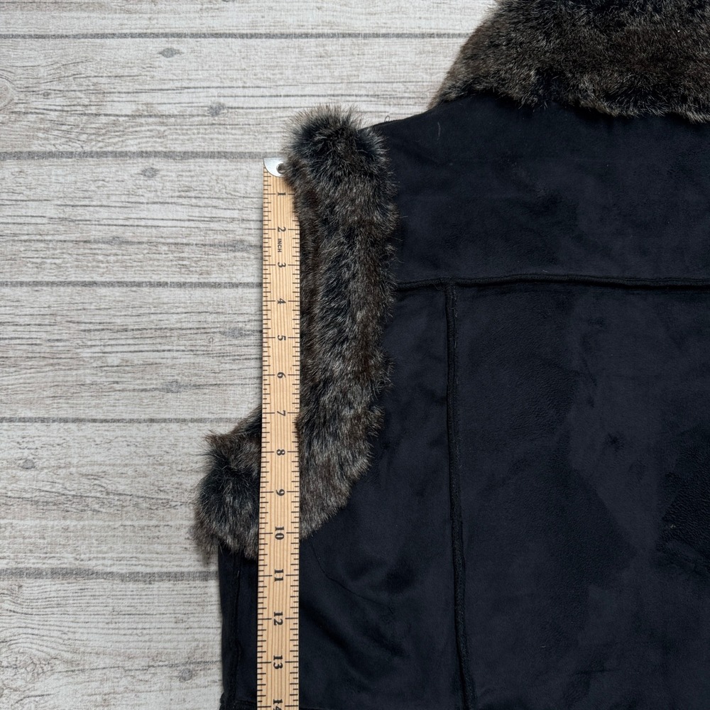 Vintage Faux Suede Vest Women's Medium Black Fur Trim Open Front Boho Plush Chic - Picture 7 of 10